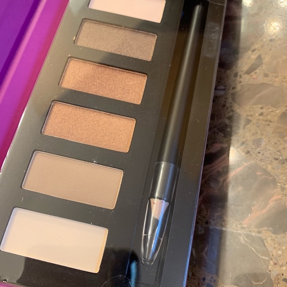 Profusion Nude 10 color eyeshadow eye pencil - Picture 6 of 7